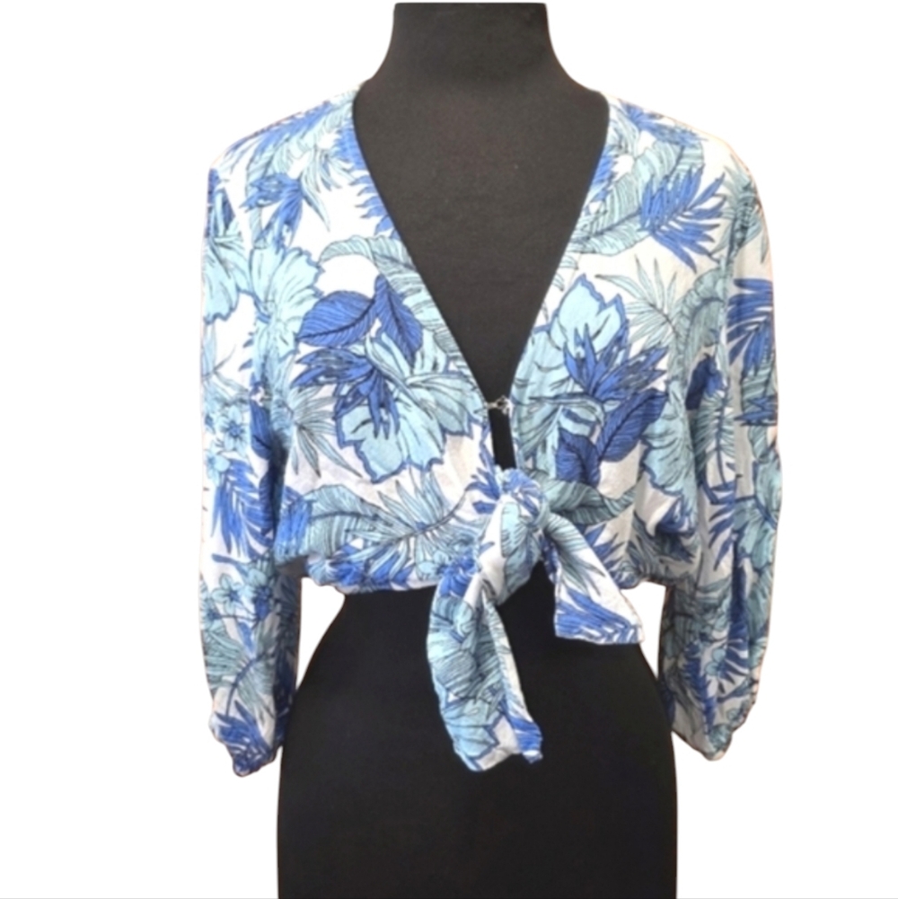 Sans Souci M Tropical Tie Front Cropped Blouse Blue & White Vacation Boho